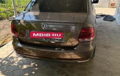 Volkswagen Polo VI (EU Market), 2018 год, 1 200 000 рублей, 2 фотография