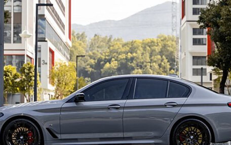 BMW 5 серия, 2021 год, 4 870 000 рублей, 3 фотография