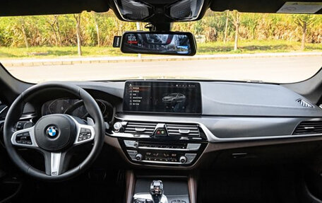 BMW 5 серия, 2021 год, 4 870 000 рублей, 8 фотография