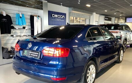 Volkswagen Jetta VI, 2011 год, 915 000 рублей, 4 фотография