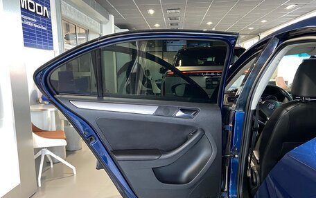 Volkswagen Jetta VI, 2011 год, 915 000 рублей, 12 фотография