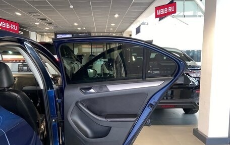 Volkswagen Jetta VI, 2011 год, 915 000 рублей, 10 фотография