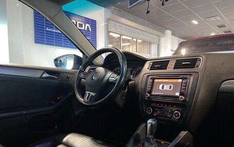 Volkswagen Jetta VI, 2011 год, 915 000 рублей, 26 фотография
