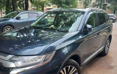 Mitsubishi Outlander III рестайлинг 3, 2019 год, 1 765 000 рублей, 1 фотография