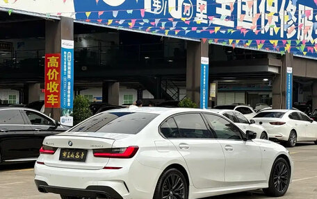 BMW 3 серия, 2022 год, 2 900 000 рублей, 4 фотография