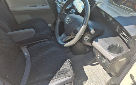 Honda Freed I, 2010 год, 1 150 000 рублей, 2 фотография