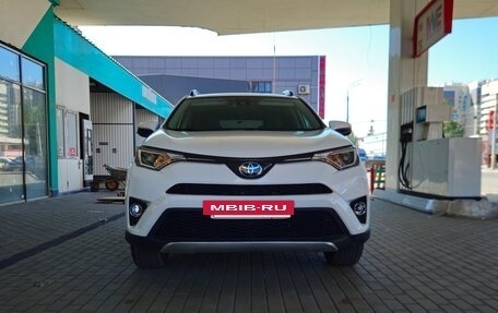 Toyota RAV4, 2016 год, 1 150 000 рублей, 3 фотография