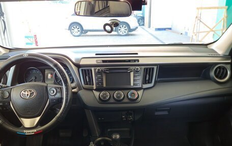 Toyota RAV4, 2016 год, 1 150 000 рублей, 11 фотография