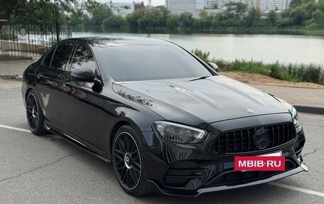 Mercedes-Benz E-Класс, 2021 год, 3 980 000 рублей, 3 фотография