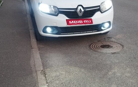 Renault Logan II, 2016 год, 320 000 рублей, 2 фотография