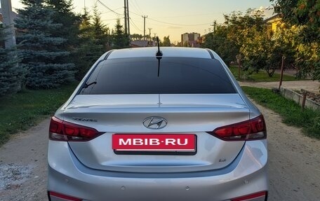 Hyundai Solaris II рестайлинг, 2017 год, 1 120 000 рублей, 5 фотография