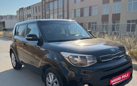 KIA Soul II рестайлинг, 2017 год, 1 500 000 рублей, 2 фотография