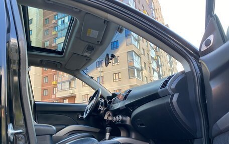 Mitsubishi Outlander III рестайлинг 3, 2007 год, 829 000 рублей, 8 фотография