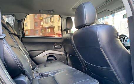 Mitsubishi Outlander III рестайлинг 3, 2007 год, 829 000 рублей, 10 фотография