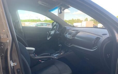 KIA Sportage III, 2013 год, 900 000 рублей, 13 фотография
