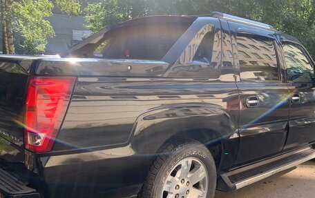Cadillac Escalade II, 2002 год, 1 550 000 рублей, 3 фотография