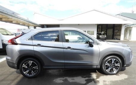 Mitsubishi Eclipse Cross, 2022 год, 1 800 000 рублей, 4 фотография