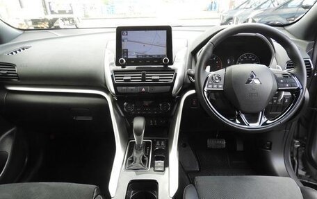 Mitsubishi Eclipse Cross, 2022 год, 1 800 000 рублей, 12 фотография