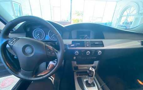 BMW 5 серия, 2009 год, 950 000 рублей, 6 фотография