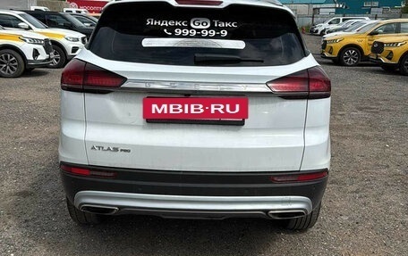 Geely Atlas, 2023 год, 1 500 000 рублей, 8 фотография