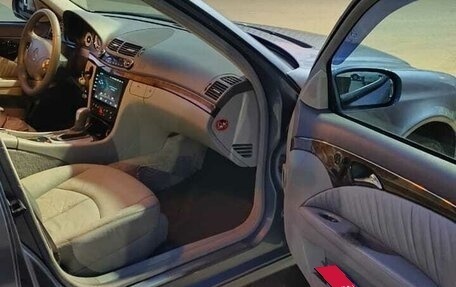 Mercedes-Benz E-Класс, 2004 год, 850 000 рублей, 6 фотография
