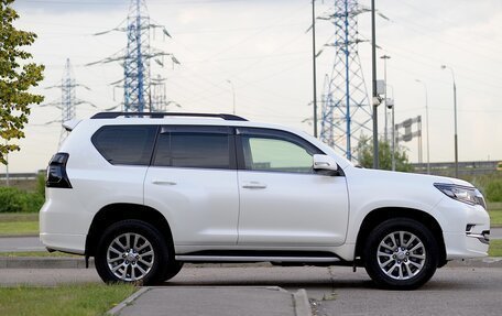 Toyota Land Cruiser Prado 150 рестайлинг 2, 2019 год, 4 750 000 рублей, 8 фотография