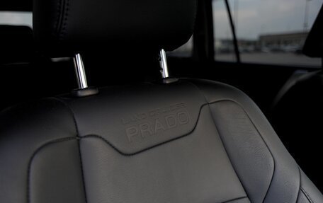 Toyota Land Cruiser Prado 150 рестайлинг 2, 2019 год, 4 750 000 рублей, 15 фотография