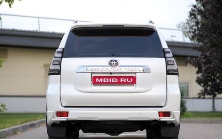 Toyota Land Cruiser Prado 150 рестайлинг 2, 2019 год, 4 750 000 рублей, 25 фотография