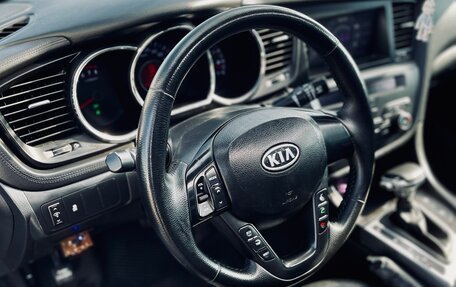 KIA K5 I рестайлинг, 2011 год, 1 020 000 рублей, 13 фотография