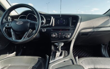 KIA K5 I рестайлинг, 2011 год, 1 020 000 рублей, 23 фотография
