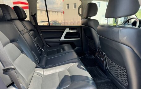 Toyota Land Cruiser 200, 2017 год, 6 450 000 рублей, 13 фотография