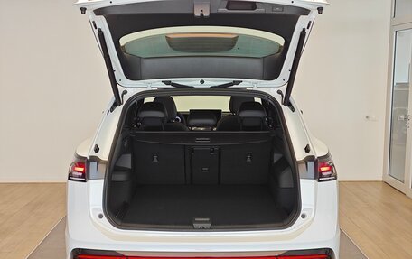 Volkswagen Tiguan, 2025 год, 4 650 000 рублей, 7 фотография