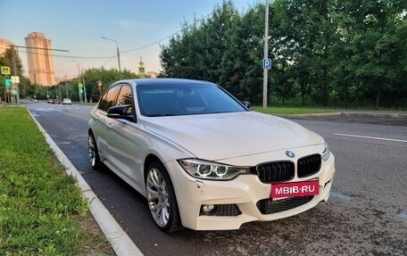 BMW 3 серия, 2013 год, 2 000 000 рублей, 3 фотография