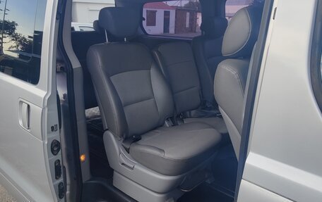 Hyundai Grand Starex Grand Starex I рестайлинг 2, 2009 год, 1 320 000 рублей, 4 фотография