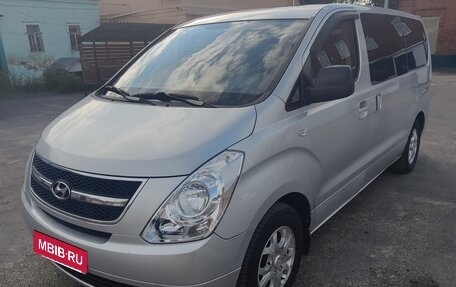 Hyundai Grand Starex Grand Starex I рестайлинг 2, 2009 год, 1 320 000 рублей, 13 фотография