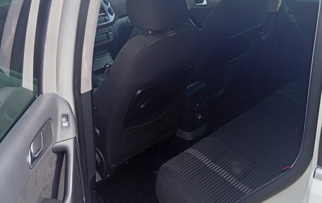 Volkswagen Tiguan I, 2010 год, 1 000 000 рублей, 7 фотография