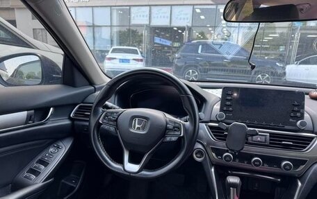 Honda Accord IX рестайлинг, 2022 год, 1 850 000 рублей, 14 фотография