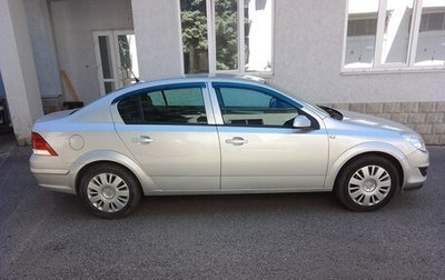 Opel Astra H, 2010 год, 700 000 рублей, 1 фотография
