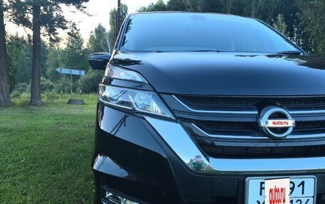 Nissan Serena IV, 2016 год, 1 700 000 рублей, 2 фотография