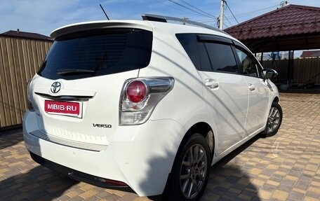 Toyota Verso I, 2014 год, 1 650 000 рублей, 7 фотография