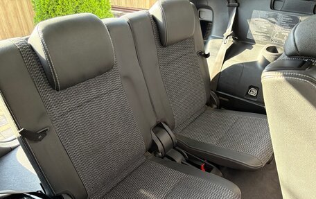 Toyota Verso I, 2014 год, 1 650 000 рублей, 13 фотография