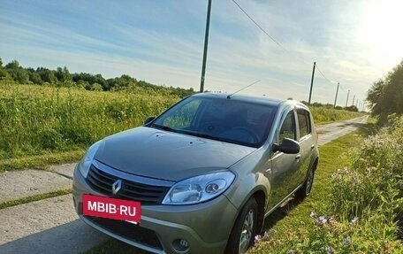 Renault Sandero II рестайлинг, 2014 год, 575 000 рублей, 3 фотография