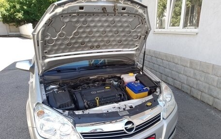 Opel Astra H, 2010 год, 700 000 рублей, 3 фотография
