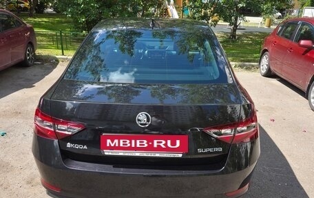 Skoda Superb III рестайлинг, 2018 год, 2 300 000 рублей, 5 фотография