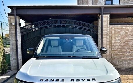 Land Rover Range Rover IV рестайлинг, 2013 год, 4 000 000 рублей, 3 фотография