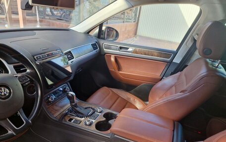 Volkswagen Touareg III, 2015 год, 3 900 000 рублей, 6 фотография
