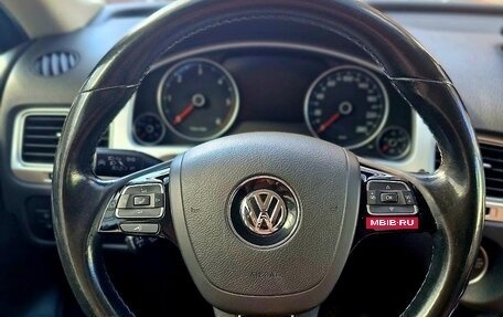 Volkswagen Touareg III, 2015 год, 3 900 000 рублей, 3 фотография