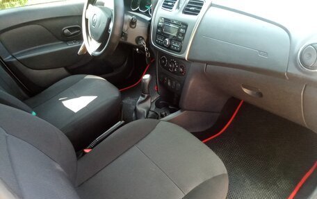 Renault Sandero II рестайлинг, 2014 год, 500 000 рублей, 4 фотография