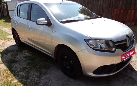 Renault Sandero II рестайлинг, 2014 год, 500 000 рублей, 3 фотография