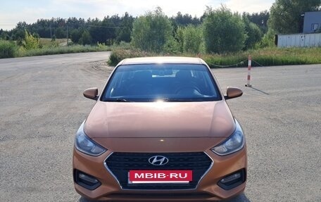 Hyundai Solaris II рестайлинг, 2017 год, 890 000 рублей, 2 фотография